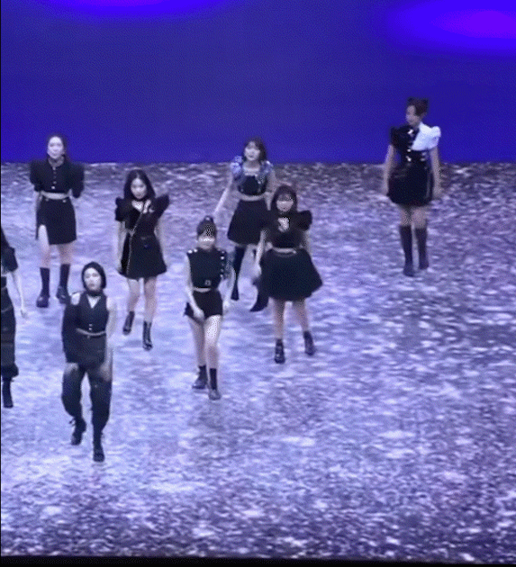 杨超越表演再次划水致歉 网友不再认账