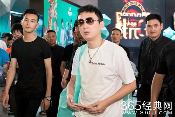 王思聪清空微博 网友：难道王思聪开始低调了？