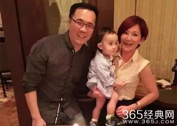 梁静茹首次回应离婚 明年将开启巡演演唱会