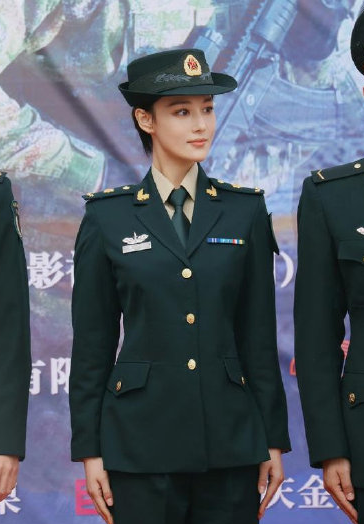 张馨予被喊军嫂发文：我从不敢以军嫂自居