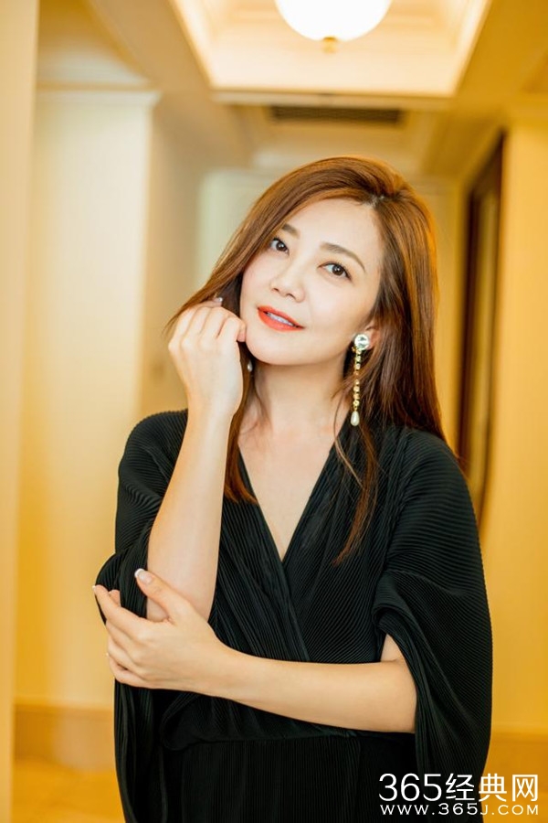 梁静茹首次回应离婚 明年将开启巡演演唱会