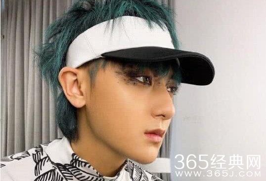 黄子韬宣布退出微博 这种地方根本不值得说任何心里话！