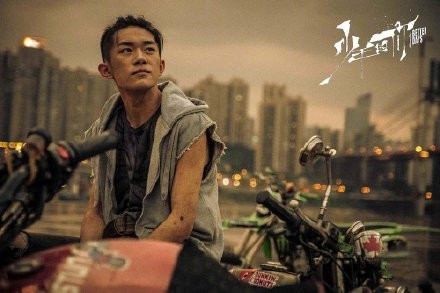 马伊琍夸赞易烊千玺演技：透出成熟和稳定