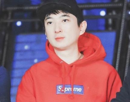 王思聪成被执行人 靠成立首档综艺脱口秀回血？