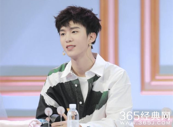 范丞丞公开粉丝送的礼物 只有想不到没有不敢送