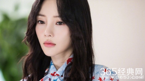 李小璐凌晨发长文谈风波 称曾想过自杀