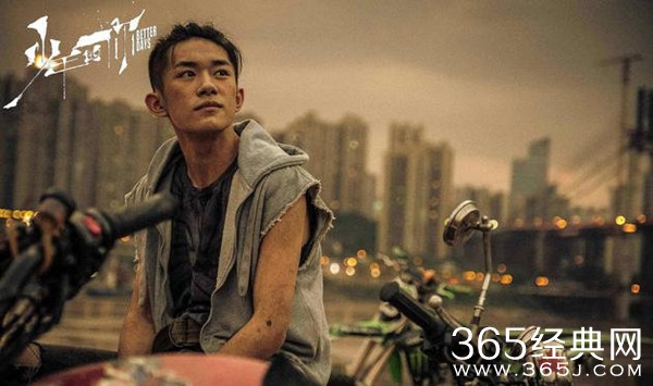 陈可辛称赞易烊千玺:我完全被他的表演震住了