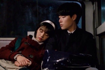 李惠利柳俊烈还在一起 网友：请就地结婚！