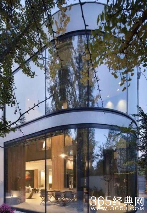 江一燕获奖别墅未获规划审批 自改扩建确认违规！