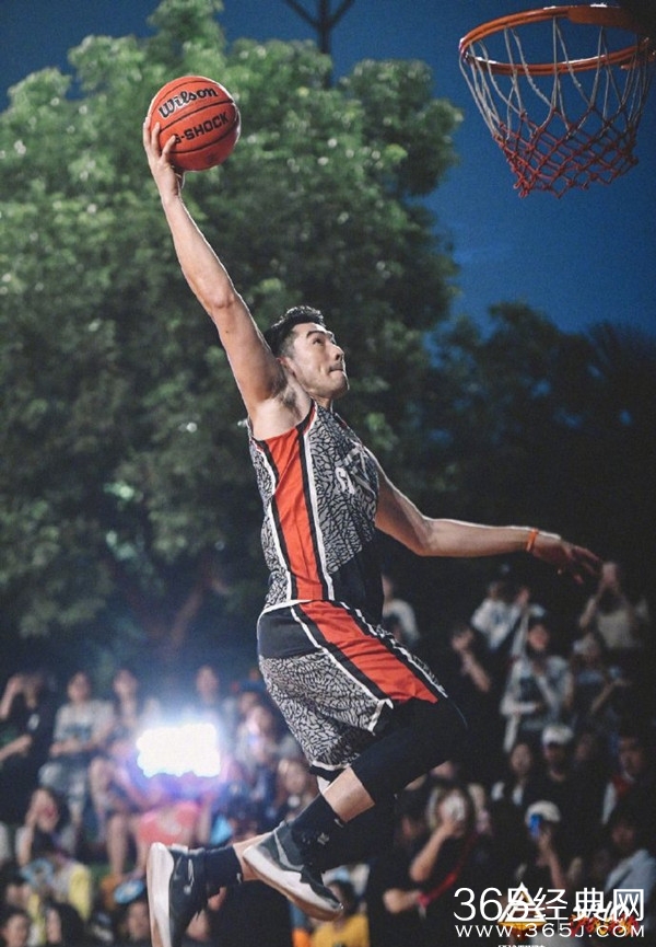 高以翔圈外女友飞赴浙江 两人本将结婚未想以及阴阳相隔