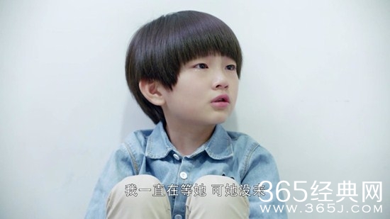 《第二次也很美》中聪明的豆豆哪个小演员饰演的呢？