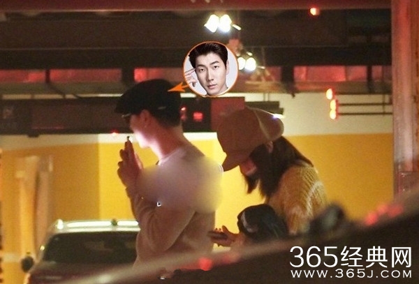 张亮宣布与寇静离婚 疑新恋情曝光携女子逛珠宝店