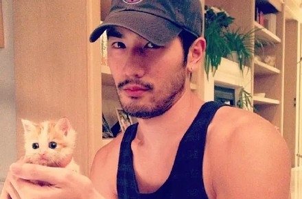 亲眼目睹高以翔去世 吴宣仪社交账号头像变黑