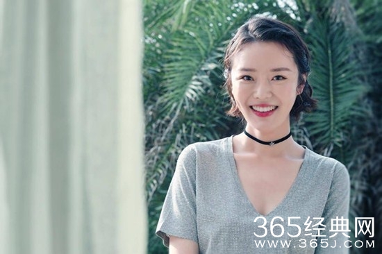 《剑王朝》谢柔是谁饰演的？