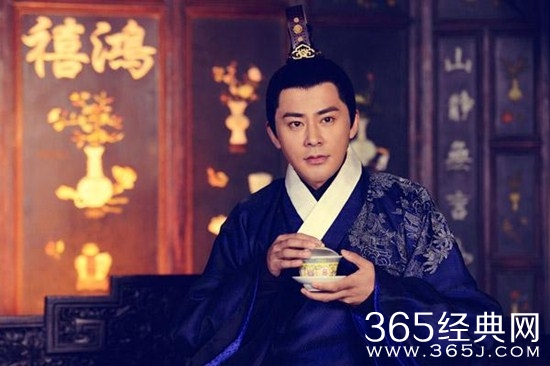 《剑王朝》百里素雪是谁饰演的？