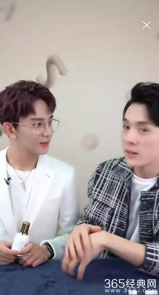 夏之光模仿李佳琦是 李佳琦生涯再遇滑铁卢