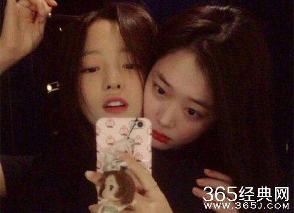 央视揭韩国娱乐圈自杀魔咒：崔雪莉具荷拉死亡真相