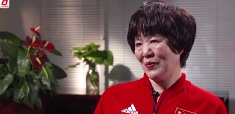 郎平点赞巩俐演技 并表示期待电影上映