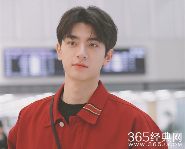 电视剧《玲珑》定档2020 袁弘都开始演父亲角色了