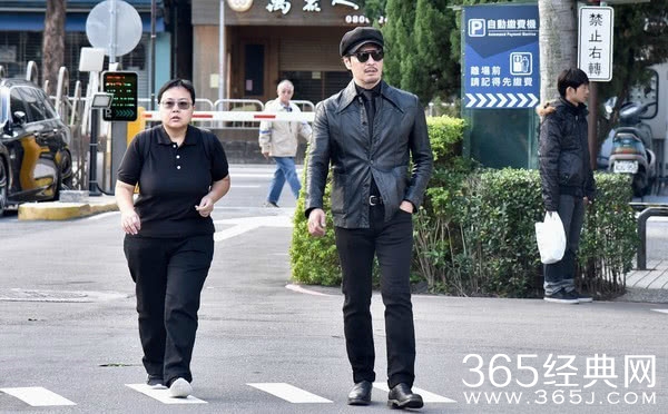 连凯现身高以翔追思会 斥浙江卫视保护措施没做好