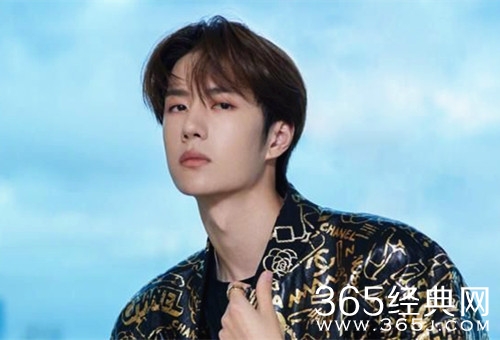 曝王一博经纪人被捕 网友爆料乐华起内讧了？