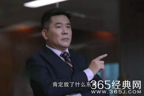 《精英律师》设计封印谁的嫌疑最大？