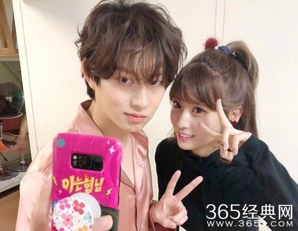 2020第一对情侣金希澈MOMO 克服13岁年龄差距承认恋情