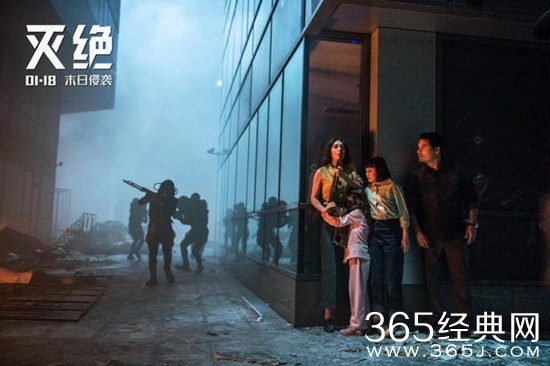 电影《灭绝》内地定档 “降临”编剧打造一场灭世浩劫