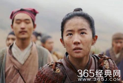 《花木兰》最新剧照 神仙姐姐刘亦菲秒变土娃娃