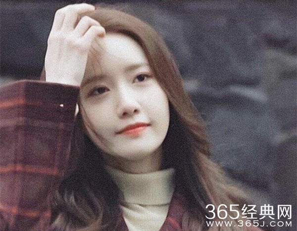 林允儿汉语中级考试合格 这是什么神仙爱豆！