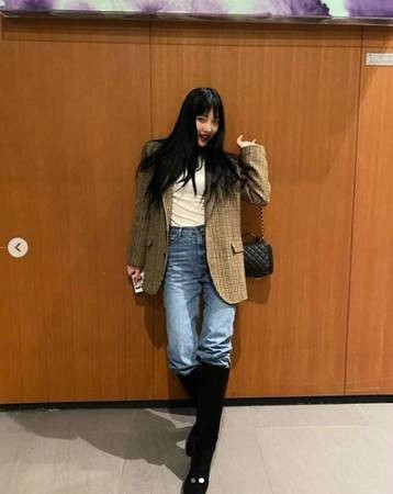 雪莉同公司师妹朴秀荣患障碍症 韩国娱圈的巨大压力