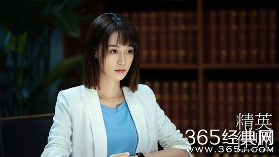 《精英律师》戴曦有双重身份，这是怎么回事呢？