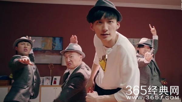 《爱情公寓5》赵海棠扮演者张一铎个人资料介绍