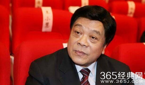 经纪人辟谣赵忠祥去世 护士曝料：他因病住院了