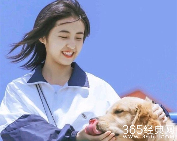 学霸妹妹！张子枫被曝获河南省表演专业统考第一名