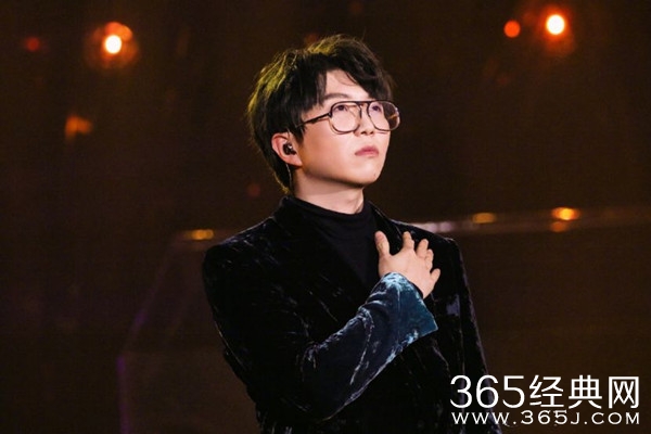 《歌手》华晨宇《斗牛》再夺第一 毛不易遭淘汰