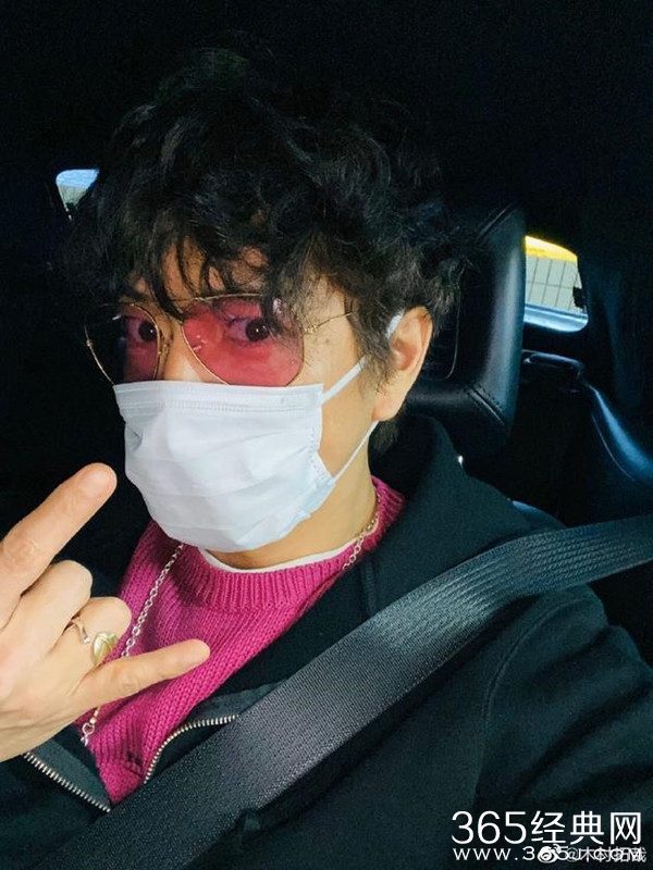 木村拓哉近照 戴墨镜口罩只露眼睛也挡不住的帅气