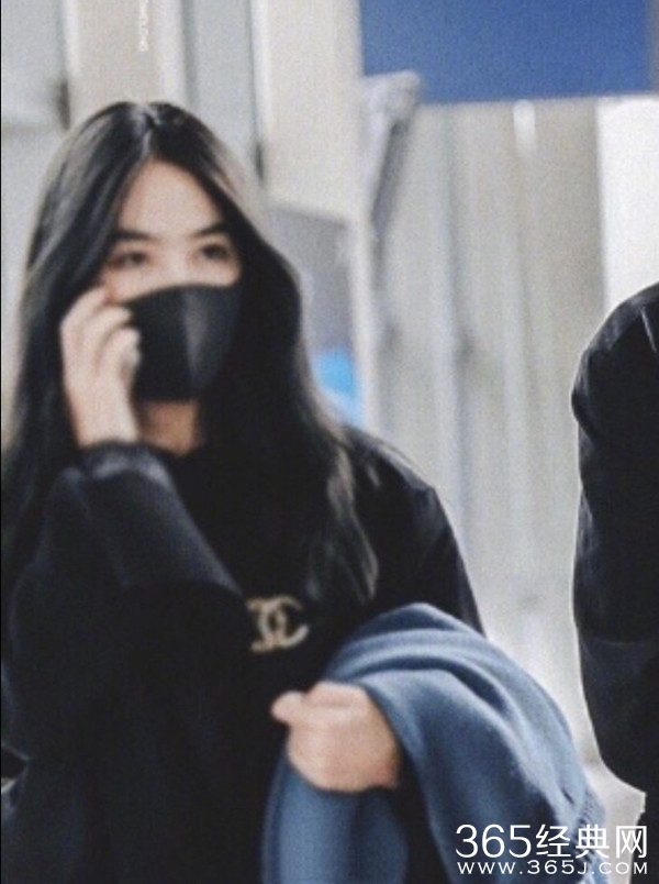 一家子的高颜值 宋威龙姐姐美到让人大呼可以出道！