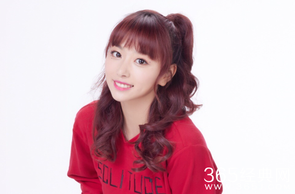 《青春有你2》孔雪儿介绍公开 却造网友黑历史扒皮？