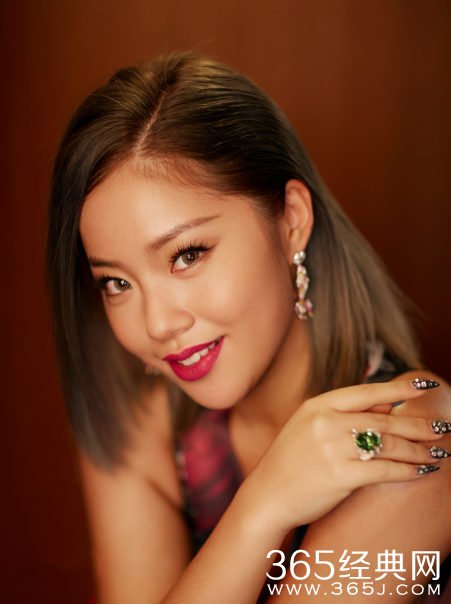 学无止境！王菊重返校园追逐留学梦