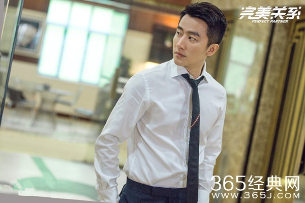 《完美关系》黄轩佟丽娅首次合作 担任男女主角