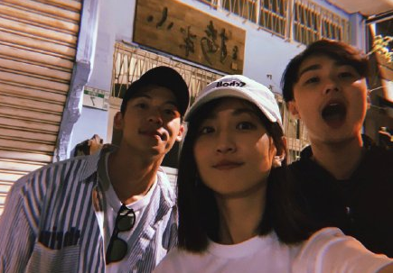 《想见你》主演重回拍摄地 凤南小分队打卡完毕！