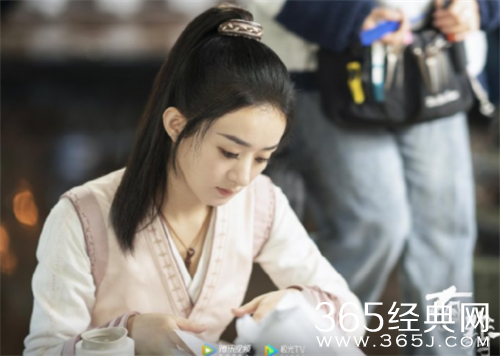 电视剧《有翡》春分祝贺 曝光赵丽颖王一博新剧照