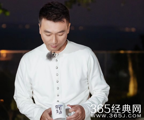 康辉给老婆打电话撒狗粮 她的意见很重要