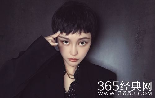 周扬青短发造型帅气随性 疑似斩断情丝告别过去？