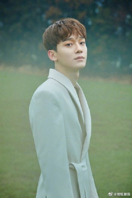 EXO金钟大当爸，喜得小棉袄