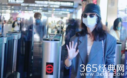 《乘风破浪的姐姐们》嘉宾阵容确定 未播先撕有内味了