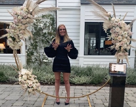 阿黛尔晒照瘦到认不出 足足瘦了30多公斤