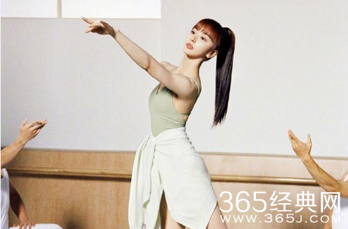 青你2时尚芭莎大片造型 婧的小姐姐我来了