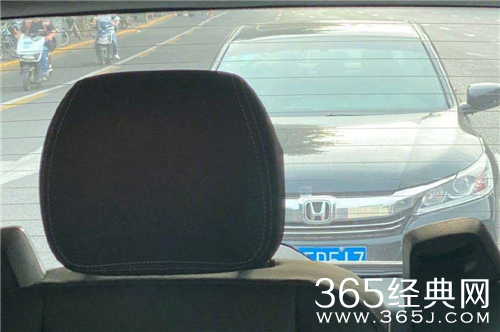 乔欣发文劝告跟拍记者 表示别跟了注意安全